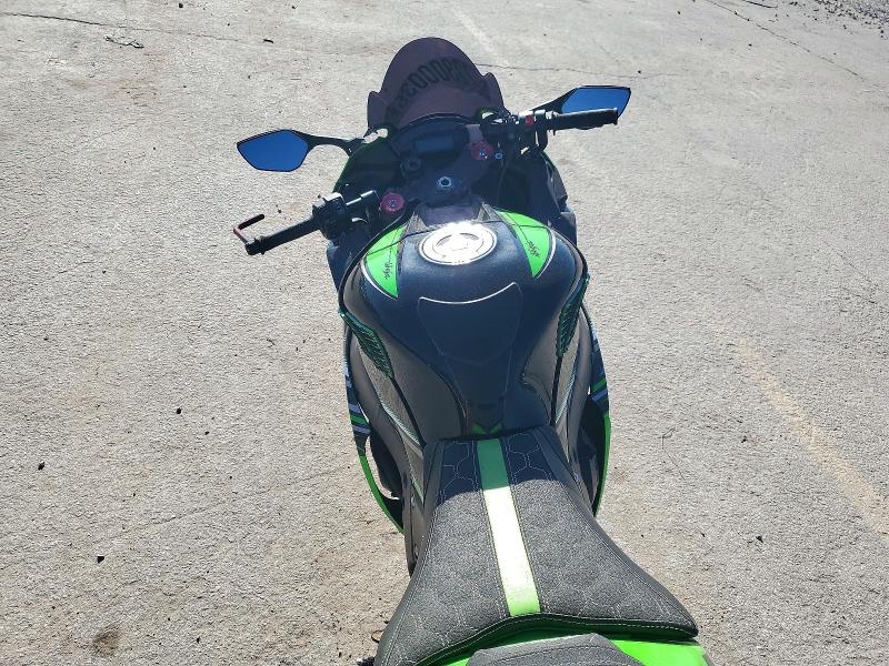 72300036 :رقم المزاد ، JKAZXCR1XHA005044 vin ، 2017 Kawasaki Zx1000 مزاد بيع