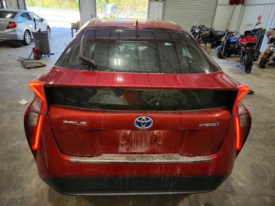 70376836 :رقم المزاد ، JTDKARFU6H3528561 vin ، 2017 Toyota Prius مزاد بيع