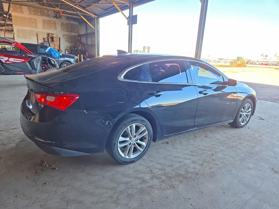 71297996 :رقم المزاد ، 1G1ZD5ST5JF251023 vin ، 2018 Chevrolet Malibu مزاد بيع