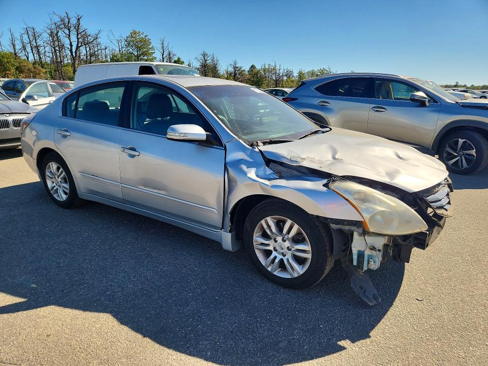 2010 Nissan Altima მანქანა იყიდება აუქციონზე, vin: 1N4AL2APXAN548813, აუქციონის ნომერი: 71754426