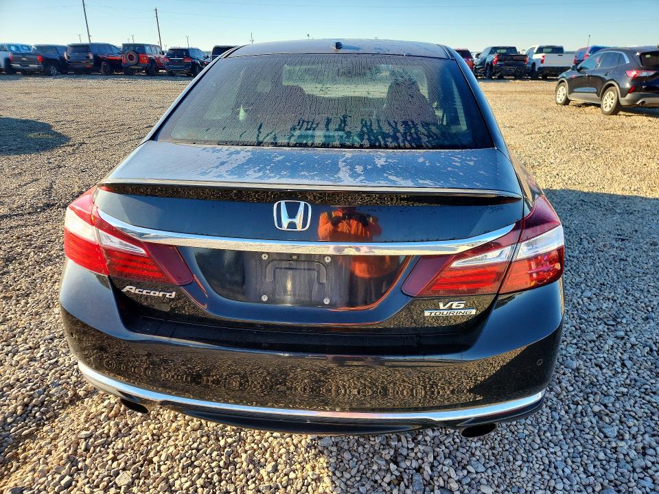 Продаж на аукціоні авто 2016 Honda Accord, vin: 1HGCR3F91GA017227, номер лоту: 72380616