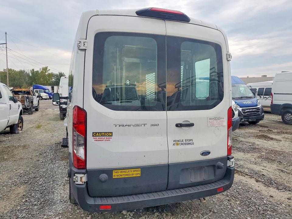 71377776 :رقم المزاد ، 1FDAX2C86LKB25098 vin ، 2020 Ford Transit-350 مزاد بيع