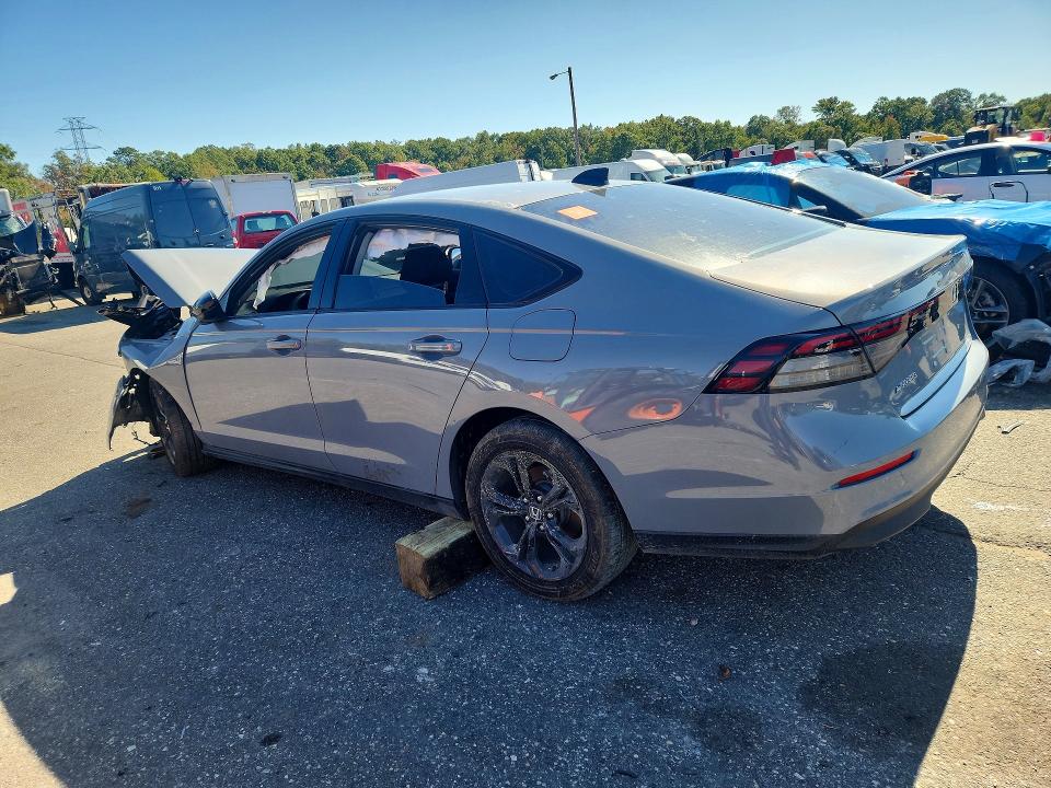 2025 Honda Accord მანქანა იყიდება აუქციონზე, vin: 1HGCY1F44SA062750, აუქციონის ნომერი: 71512436