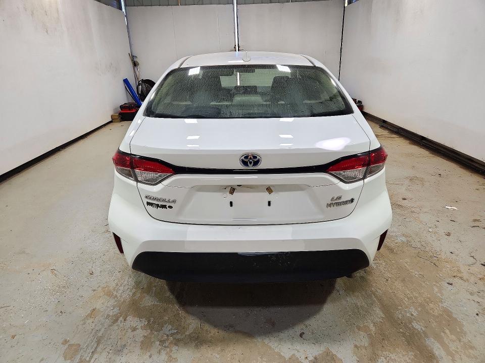 Продажа на аукционе авто 2023 Toyota Corolla Hybrid, vin: JTDBCMFE0PJ006072, номер лота: 70830426
