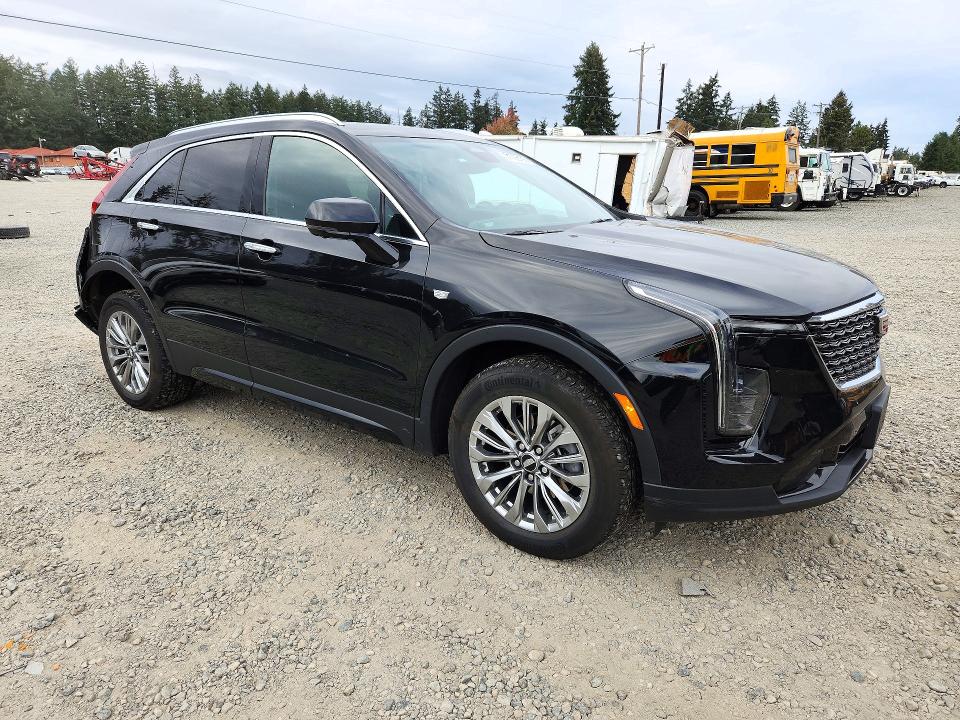 2025 Cadillac Xt4 მანქანა იყიდება აუქციონზე, vin: 1GYFZDR44SF132251, აუქციონის ნომერი: 71726196