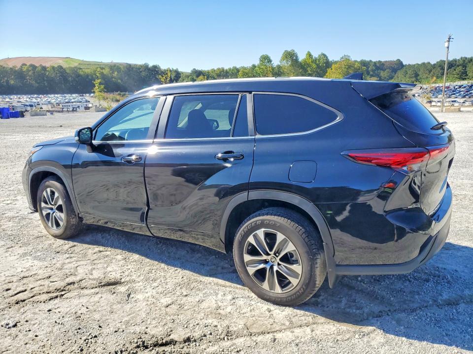 2023 Toyota Highlander მანქანა იყიდება აუქციონზე, vin: 5TDKDRBH8PS007936, აუქციონის ნომერი: 71908556