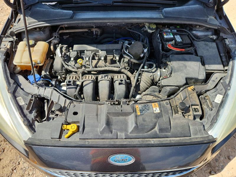 72148936 :رقم المزاد ، 1FADP3F28FL233645 vin ، 2015 Ford Focus مزاد بيع