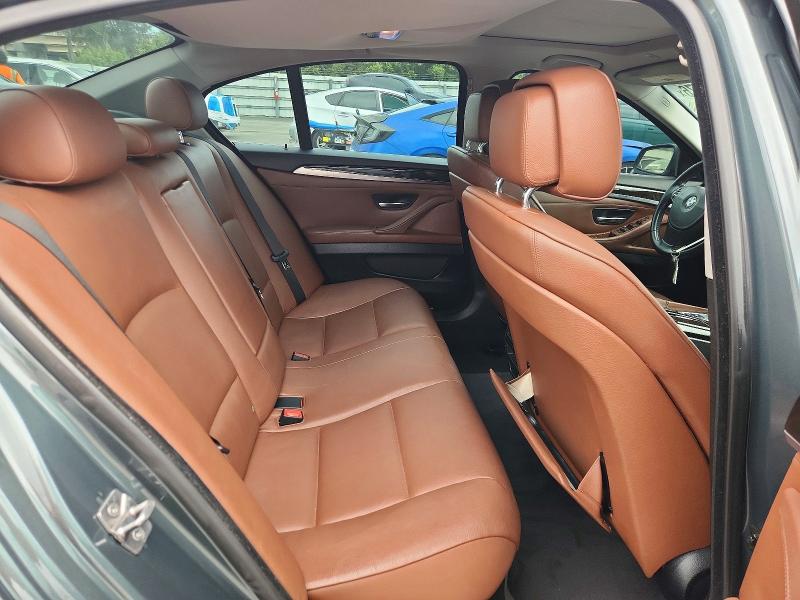 2011 Bmw 528 მანქანა იყიდება აუქციონზე, vin: WBAFR1C58BC740102, აუქციონის ნომერი: 71288776