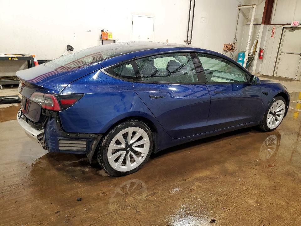 Продажа на аукционе авто 2022 Tesla Model 3, vin: 5YJ3E1EA3NF189645, номер лота: 72328376