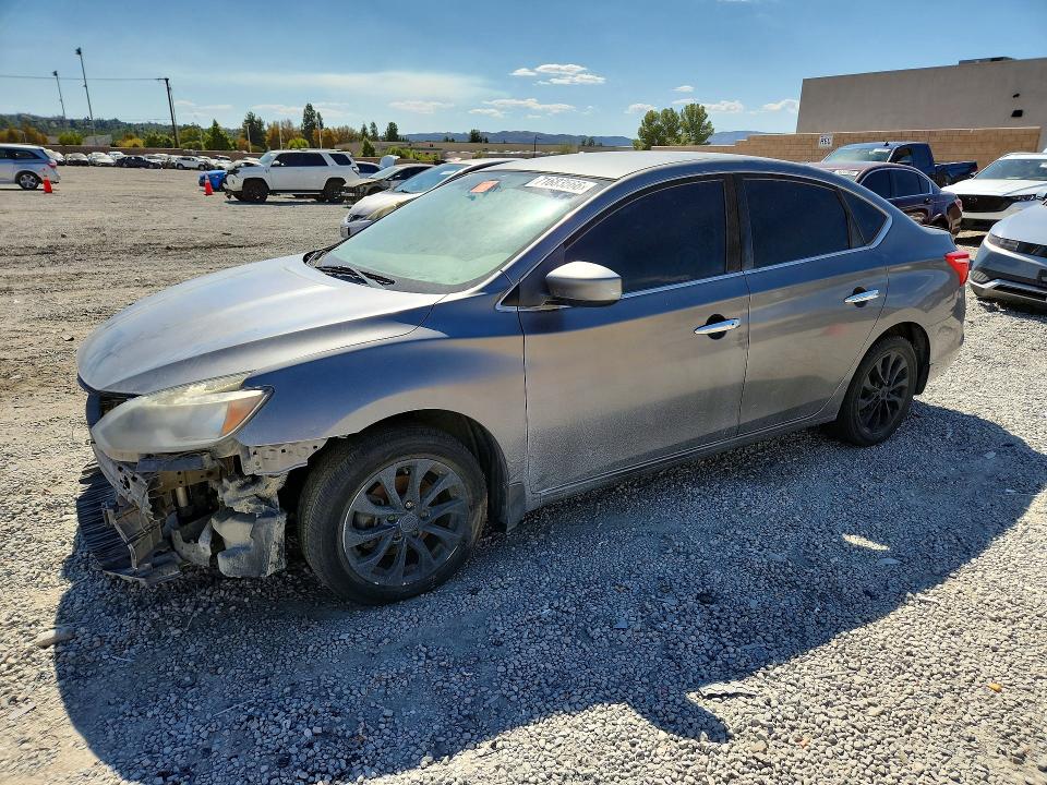 71683566 :رقم المزاد ، 3N1AB7AP0JY255986 vin ، 2018 Nissan Sentra مزاد بيع