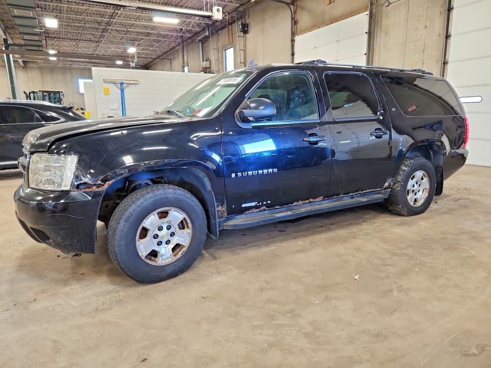 71498916 :رقم المزاد ، 3GNFK16357G132602 vin ، 2007 Chevrolet Suburban مزاد بيع