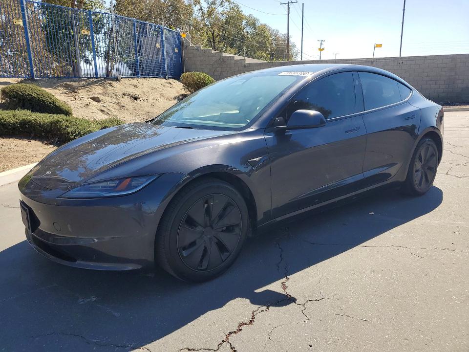 72595166 :رقم المزاد ، 5YJ3E1EB8RF754390 vin ، 2024 Tesla Model 3 مزاد بيع