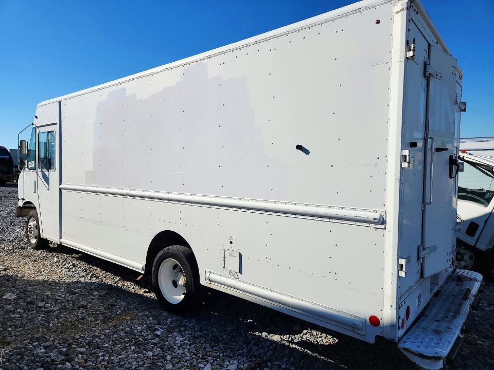 68959866 :رقم المزاد ، 1F65F5KY9F0A03009 vin ، 2015 Ford F59 مزاد بيع