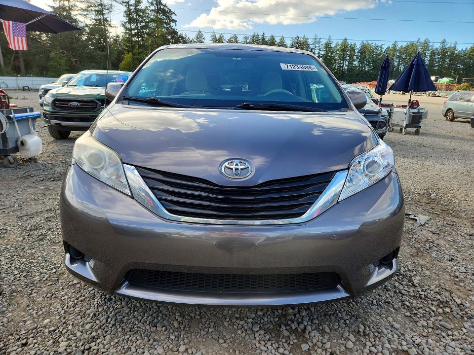 Продажа на аукционе авто 2014 Toyota Sienna, vin: 5TDJK3DC8ES088918, номер лота: 71234086