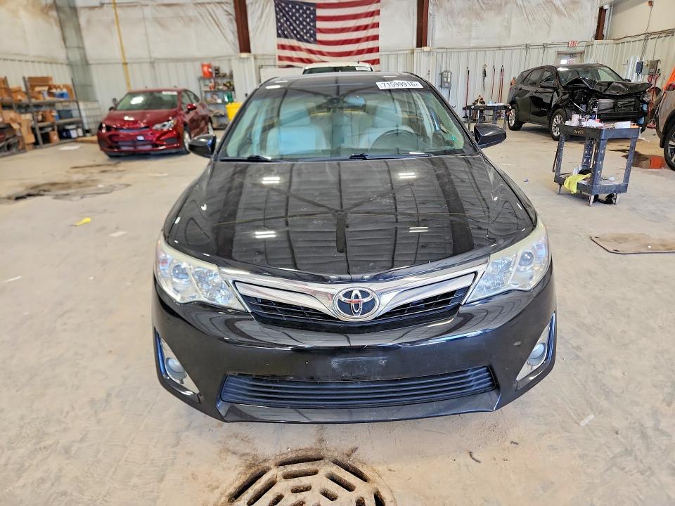 71599916 :رقم المزاد ، 4T1BK1FK8CU507660 vin ، 2012 Toyota Camry مزاد بيع