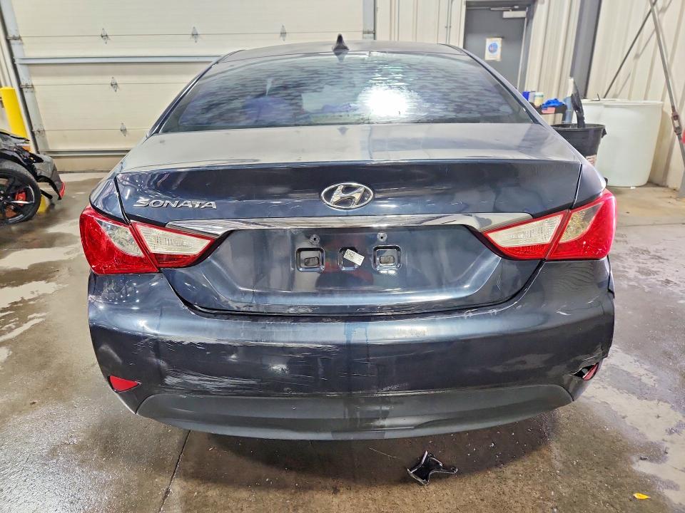 2014 Hyundai Sonata მანქანა იყიდება აუქციონზე, vin: 5NPEB4AC3EH921817, აუქციონის ნომერი: 71549106