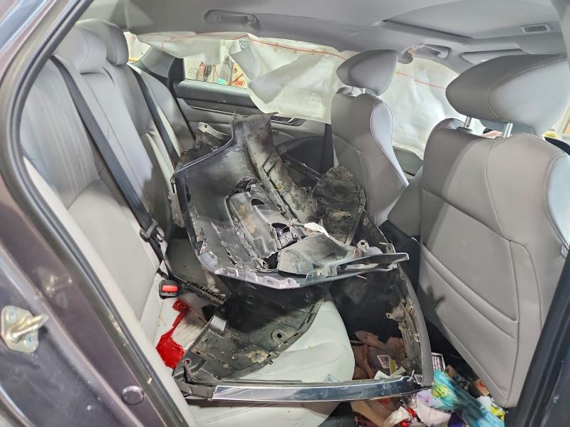 2018 Honda Accord მანქანა იყიდება აუქციონზე, vin: 1HGCV1F52JA119804, აუქციონის ნომერი: 70484646