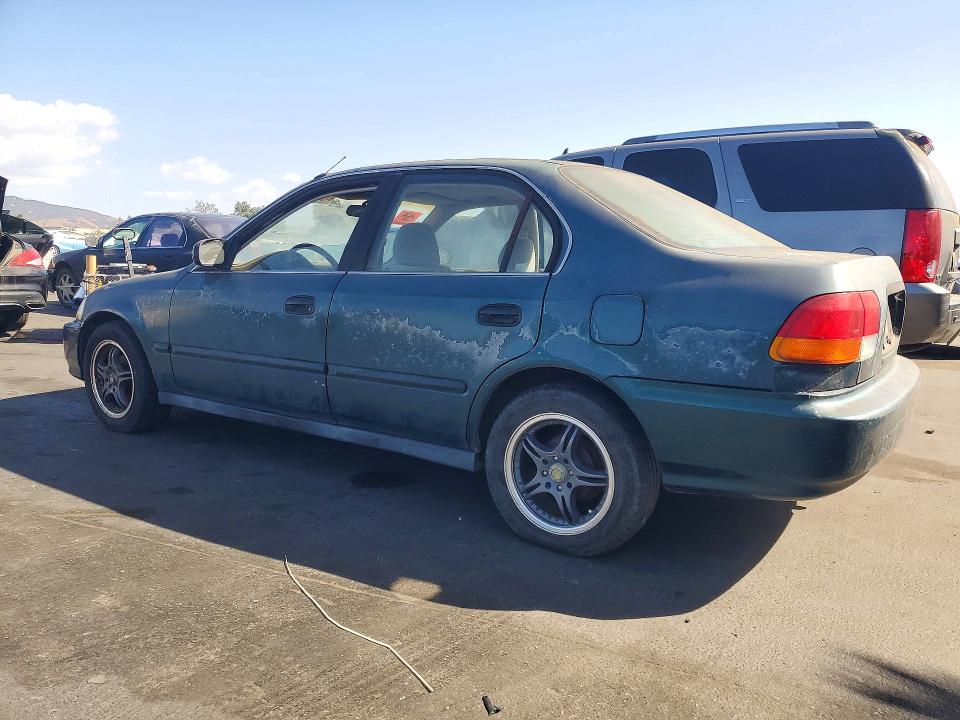 1998 Honda Civic მანქანა იყიდება აუქციონზე, vin: 2HGEJ6679WH622614, აუქციონის ნომერი: 72451546