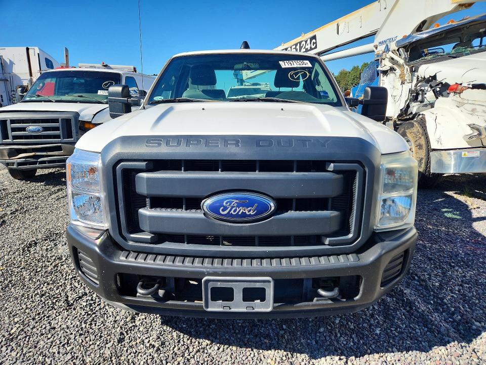 71971536 :رقم المزاد ، 1FTBF2A69DEB81856 vin ، 2013 Ford F250 مزاد بيع