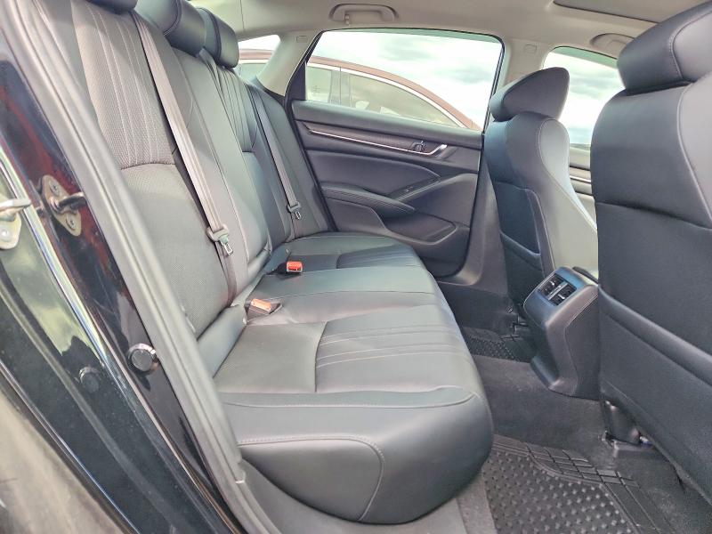 71623096 :رقم المزاد ، 1HGCV2F99JA004920 vin ، 2018 Honda Accord مزاد بيع