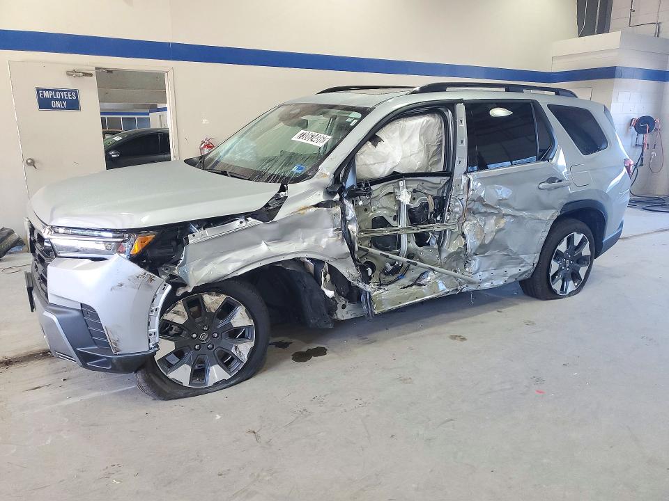 2026 Honda Pilot მანქანა იყიდება აუქციონზე, vin: 5FNYG1H83TB050332, აუქციონის ნომერი: 73062486