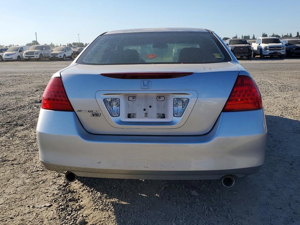 Продажа на аукционе авто 2007 Honda Accord, vin: 1HGCM66407A032404, номер лота: 71889696