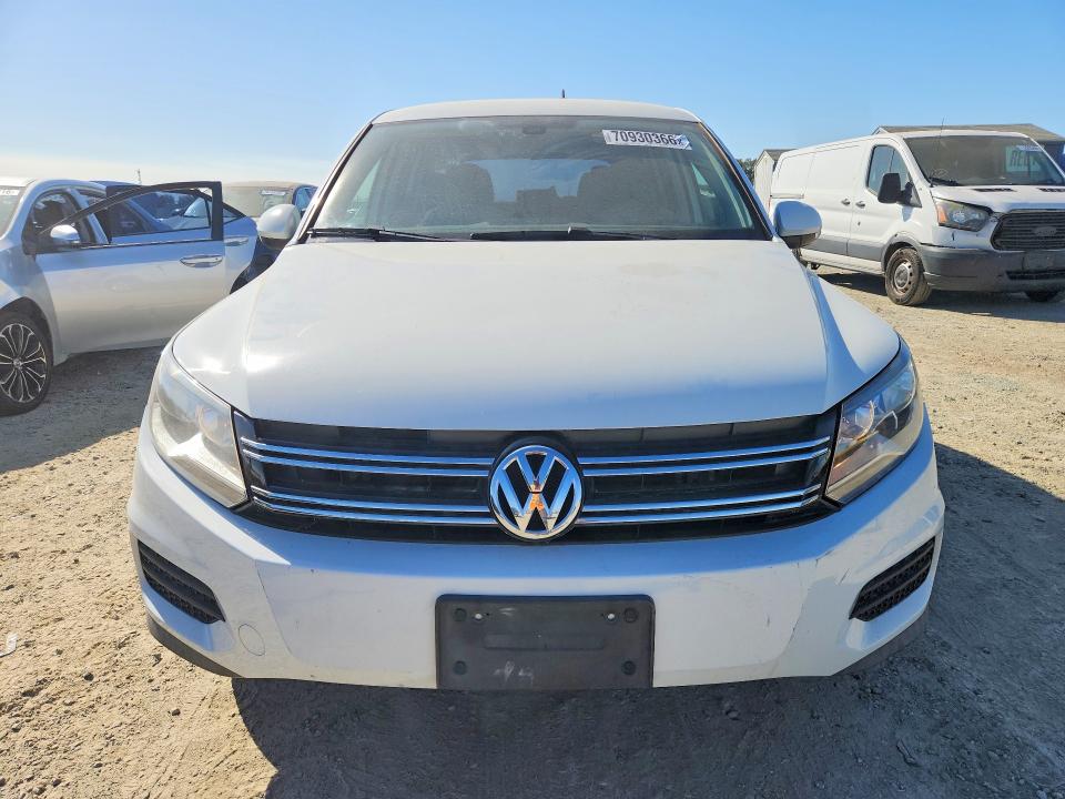 Продажа на аукционе авто 2016 Volkswagen Tiguan, vin: WVGAV7AX2GW524912, номер лота: 70930366