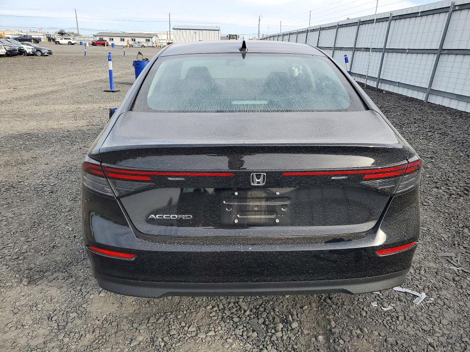 2026 Honda Accord მანქანა იყიდება აუქციონზე, vin: 1HGCY1F2XTA021975, აუქციონის ნომერი: 72538716