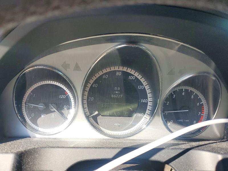 70226216 :رقم المزاد ، WDDGF8BB6BR155926 vin ، 2011 Mercedes-benz C مزاد بيع