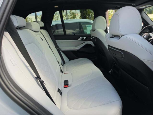Продаж на аукціоні авто 2024 Bmw X5, vin: 5UX43EU0XR9T44037, номер лоту: 71518216