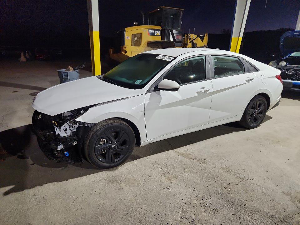 71202746 :رقم المزاد ، 5NPLM4AGXPH106294 vin ، 2023 Hyundai Elantra مزاد بيع