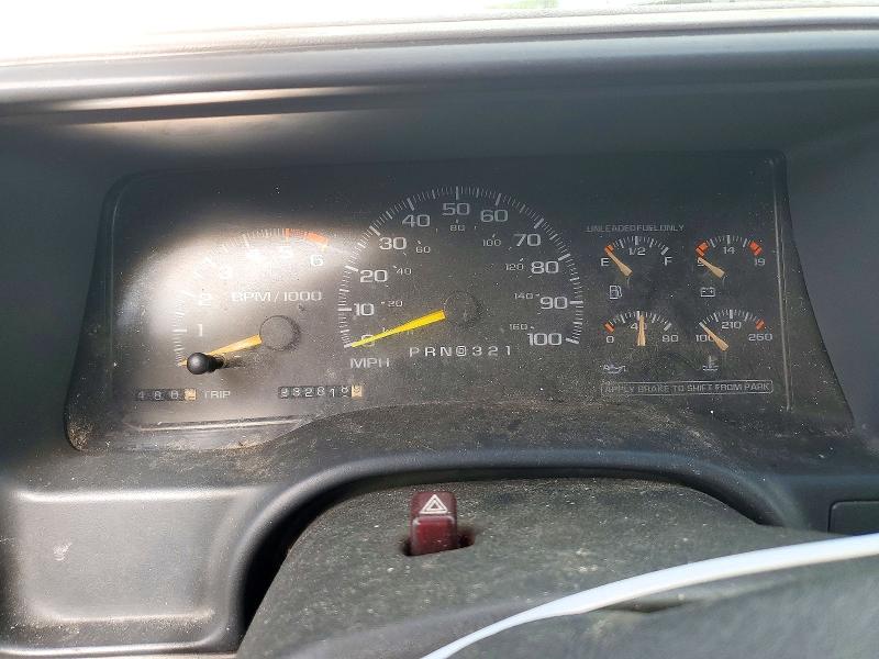 Auction sale of the 1996 Chevrolet Tahoe, vin: 1GNEK13R2TJ385678, lot number: 69902306