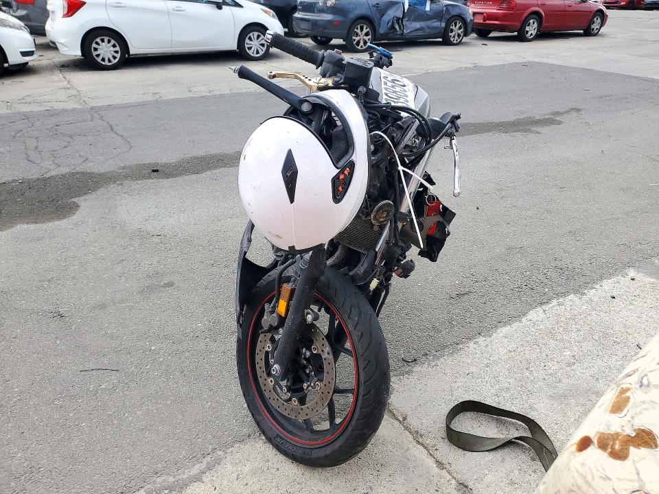 Продажа на аукционе авто 2016 Yamaha Yzfr3, vin: MH3RH06Y6GK015227, номер лота: 73985696