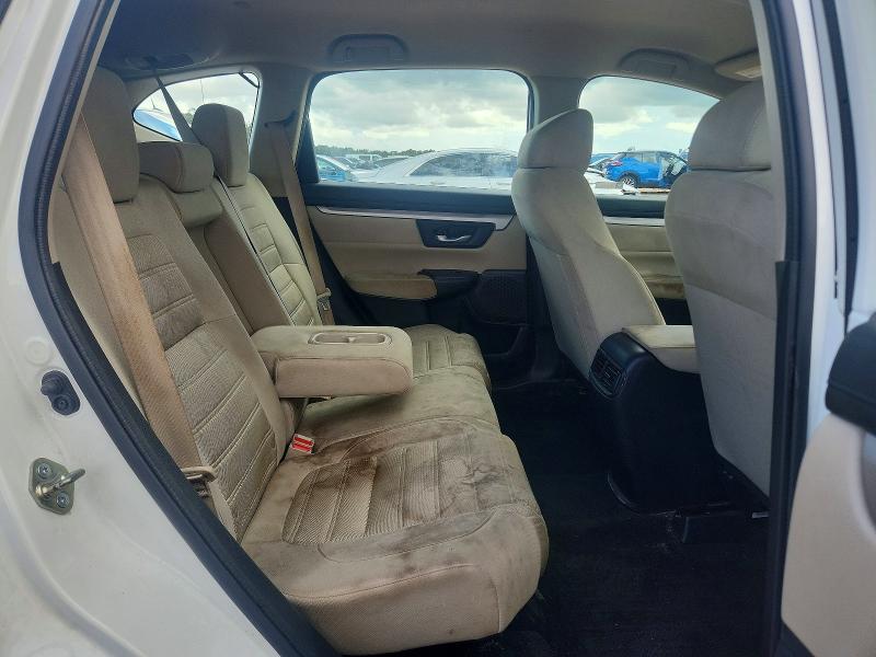 70641426 :رقم المزاد ، 2HKRW6H32JH217433 vin ، 2018 Honda Cr-v مزاد بيع