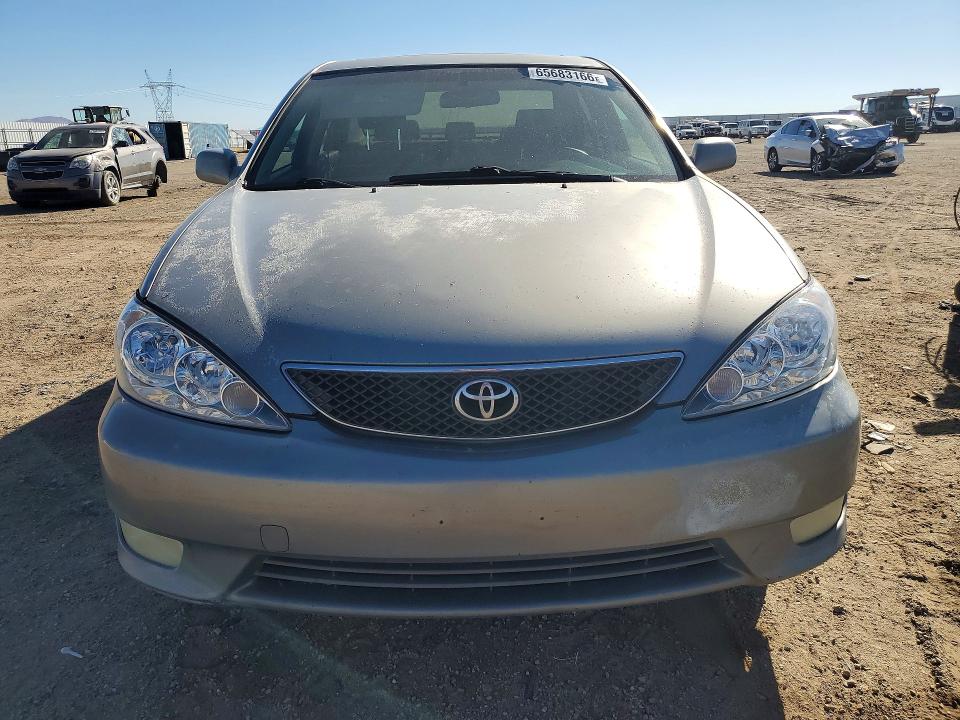 2005 Toyota Camry მანქანა იყიდება აუქციონზე, vin: JTDBE32K553013813, აუქციონის ნომერი: 65683166