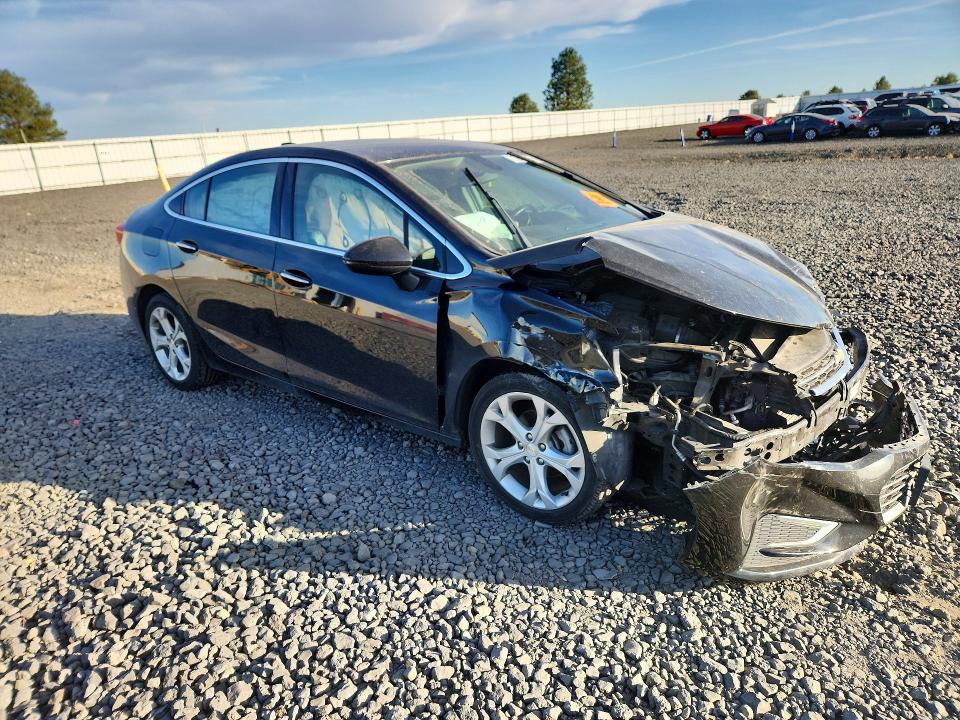 2018 Chevrolet Cruze მანქანა იყიდება აუქციონზე, vin: 1G1BF5SM1J7144940, აუქციონის ნომერი: 71846636