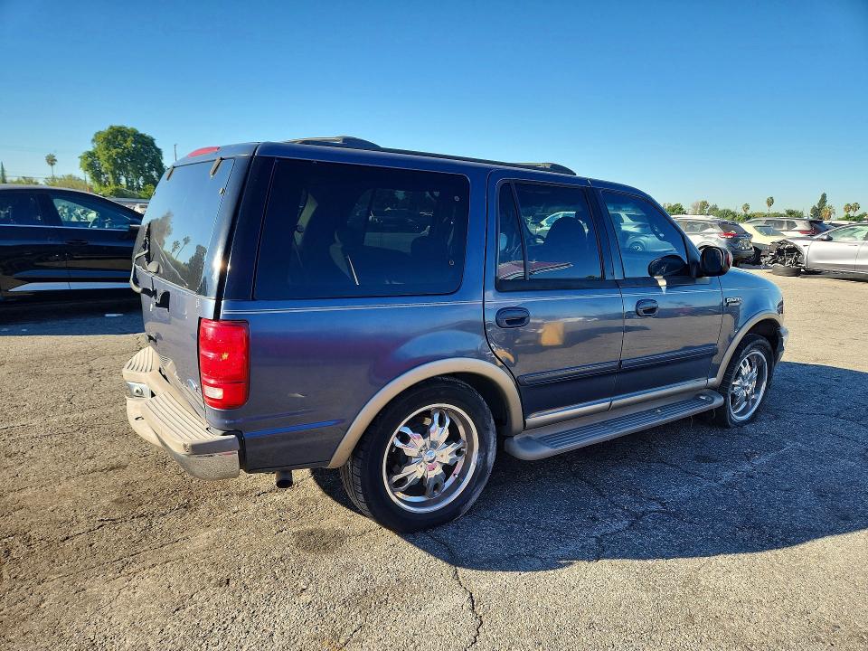 Продажа на аукционе авто 2002 Ford Expedition, vin: 1FMRU17L42LA84936, номер лота: 71464896