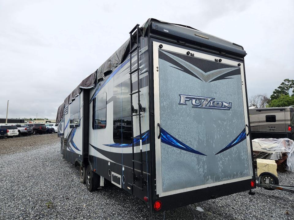 Продажа на аукционе авто 2017 Keystone Fuzion, vin: 4YDF36923HF810673, номер лота: 67076736