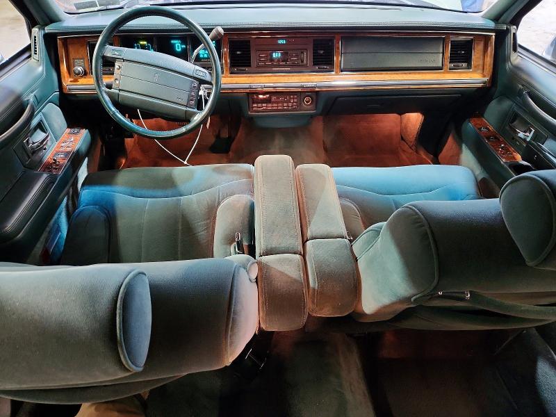 71189626 :رقم المزاد ، 1LNLM82W1RY647390 vin ، 1994 Lincoln Town Car مزاد بيع