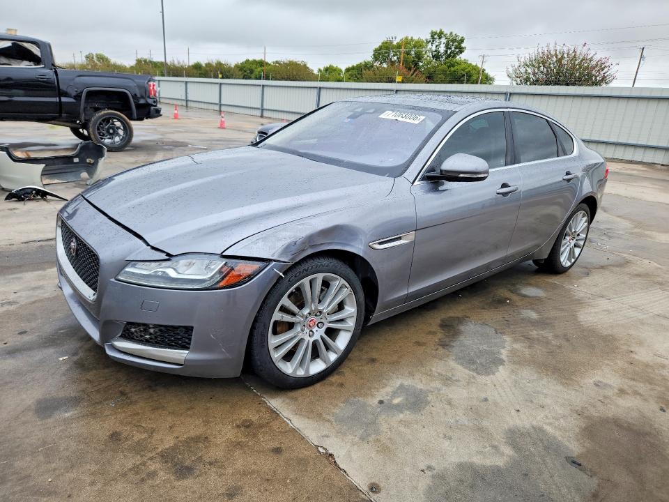 2020 Jaguar Xf მანქანა იყიდება აუქციონზე, vin: SAJBE4FX0LCY83978, აუქციონის ნომერი: 71063006