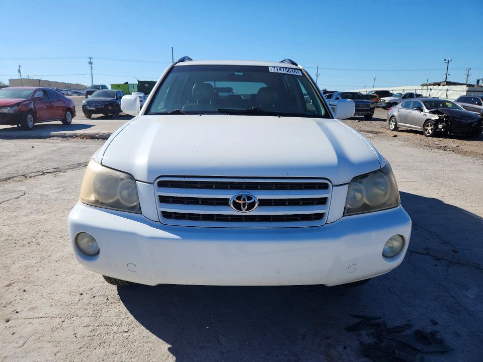 71415616 :رقم المزاد ، JTEHF21AX20062198 vin ، 2002 Toyota Highlander مزاد بيع