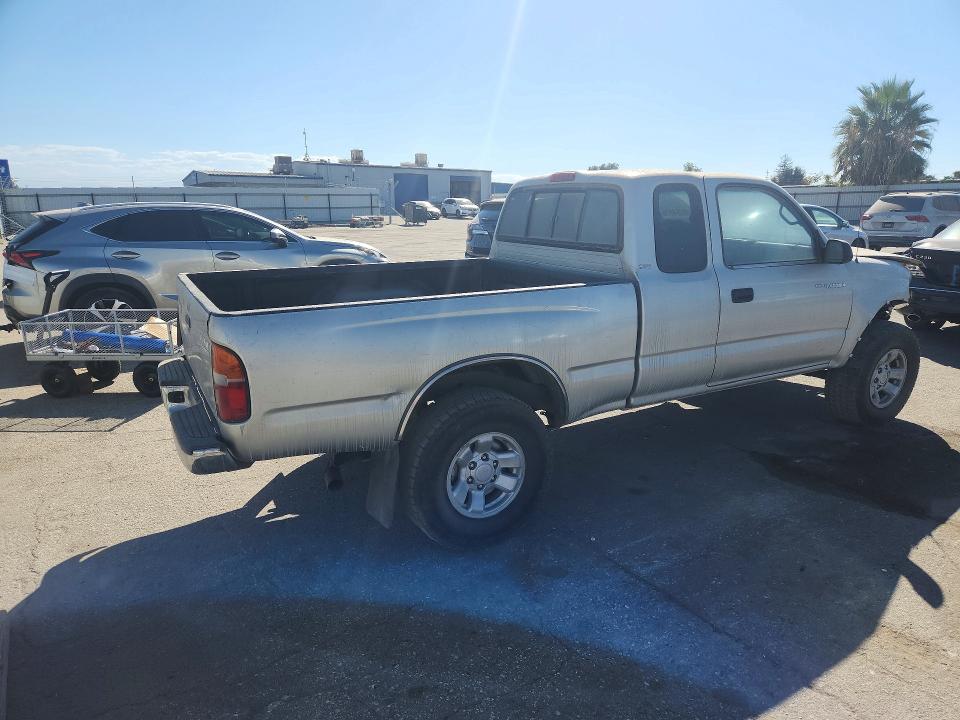 68364076 :رقم المزاد ، 5TESN92N7YZ708538 vin ، 2000 Toyota Tacoma مزاد بيع
