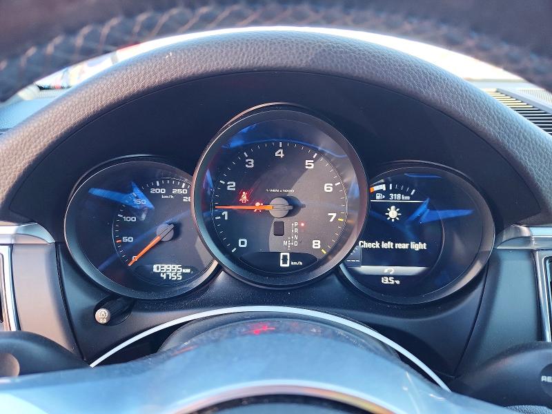 73415996 :رقم المزاد ، WP1AA2A57HLB08535 vin ، 2017 Porsche Macan مزاد بيع