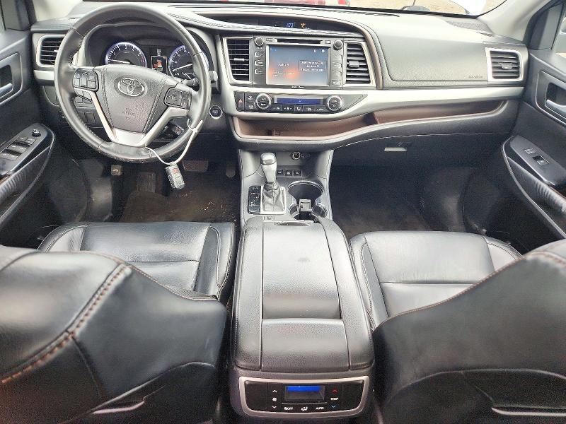 2015 Toyota Highlander მანქანა იყიდება აუქციონზე, vin: 5TDJKRFH6FS086033, აუქციონის ნომერი: 72452136