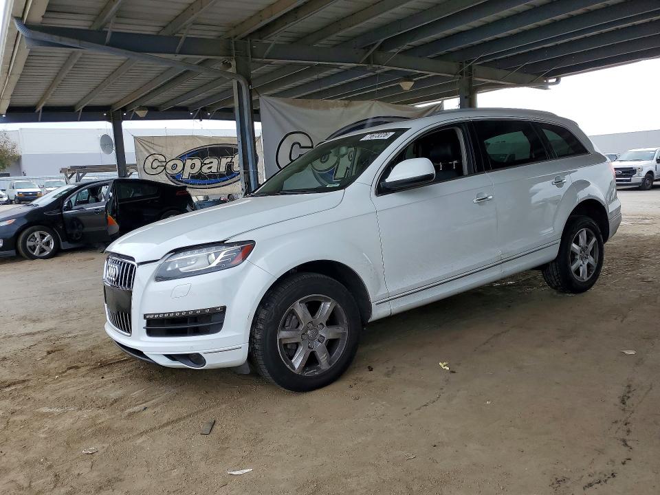 71673226 :رقم المزاد ، WA1CGAFEXFD008801 vin ، 2015 Audi Q7 مزاد بيع