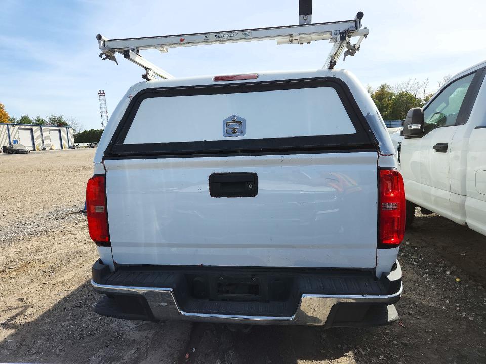 69724236 :رقم المزاد ، 1GCHSBEA9J1273928 vin ، 2018 Chevrolet Colorado مزاد بيع