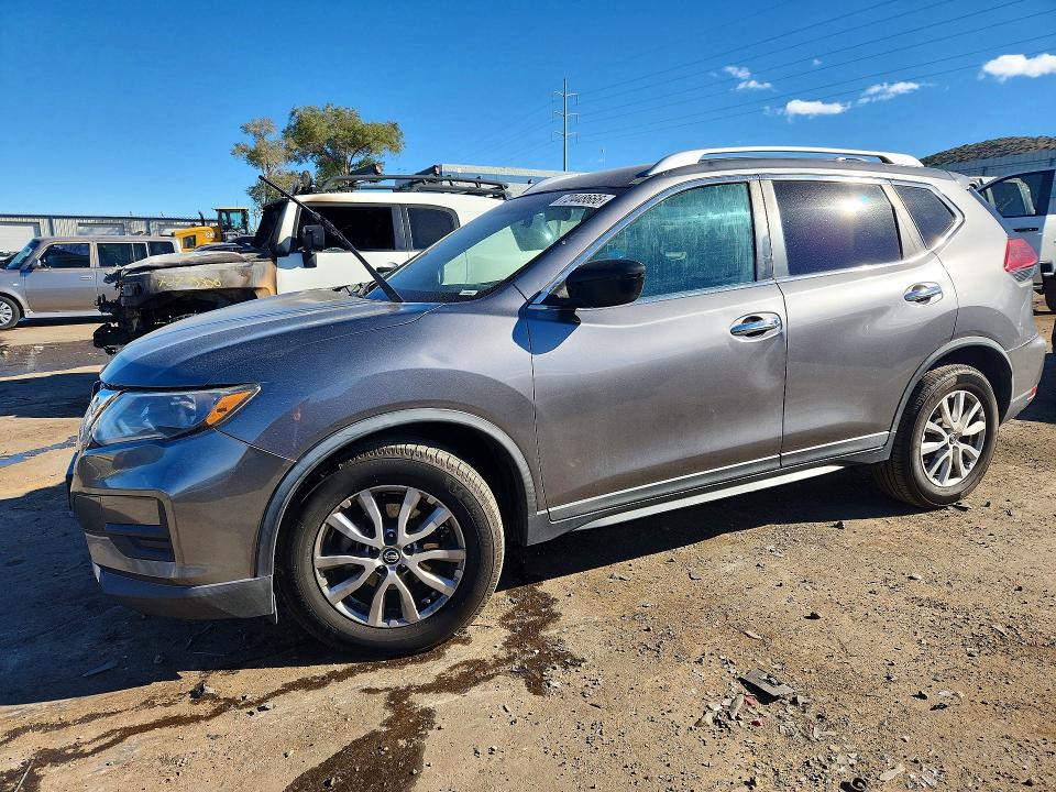2018 Nissan Rogue მანქანა იყიდება აუქციონზე, vin: KNMAT2MV1JP560969, აუქციონის ნომერი: 72448666