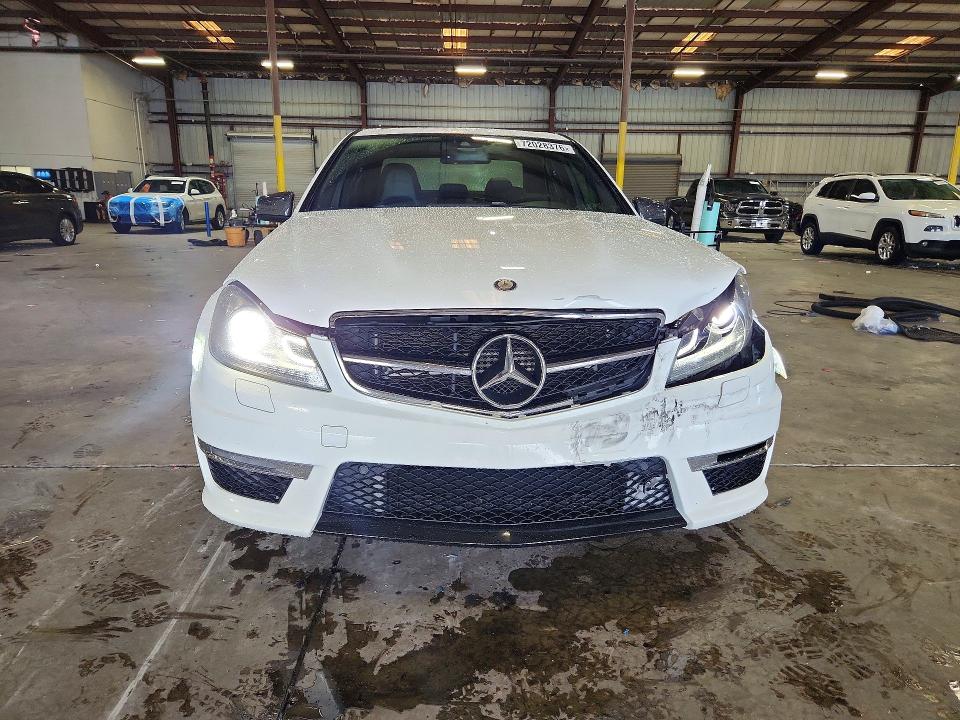 2014 Mercedes-benz C მანქანა იყიდება აუქციონზე, vin: WDDGF7HB4EA900676, აუქციონის ნომერი: 72028376