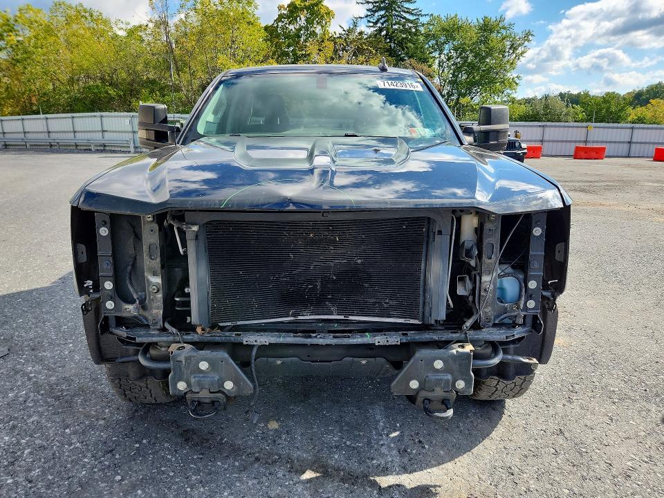 71423916 :رقم المزاد ، 1GCVKREC5JZ132031 vin ، 2018 Chevrolet Silverado مزاد بيع