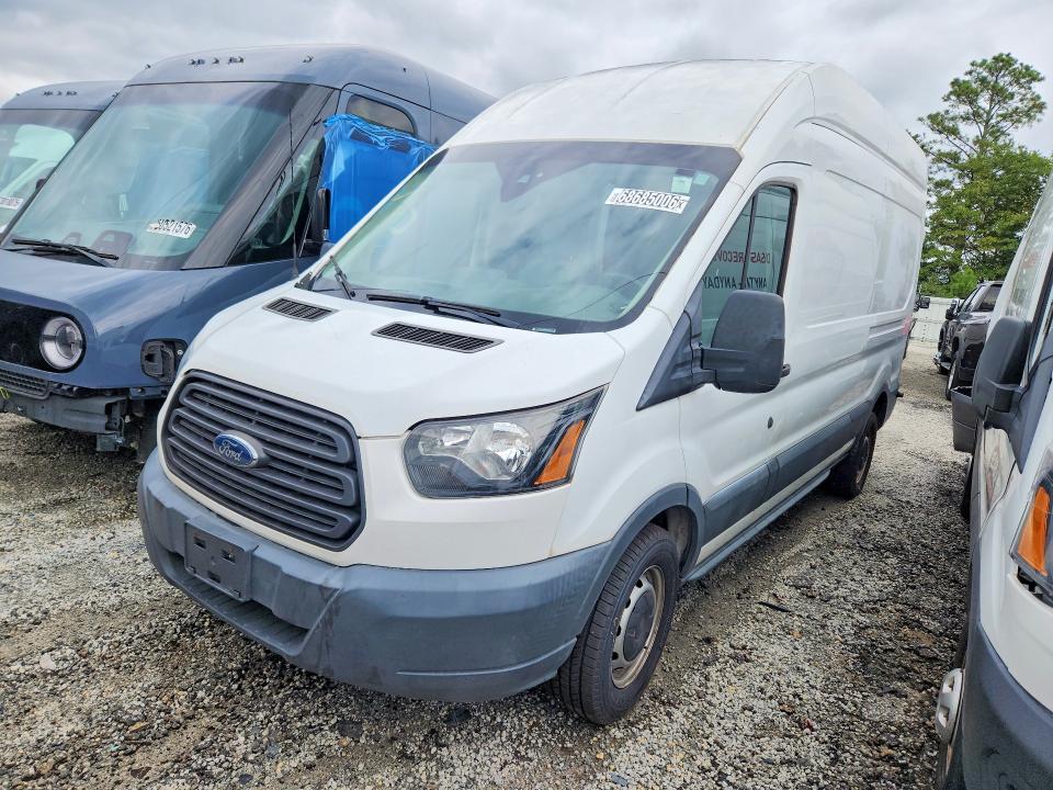 68685006 :رقم المزاد ، 1FTYR2XG0HKA14553 vin ، 2017 Ford Transit مزاد بيع